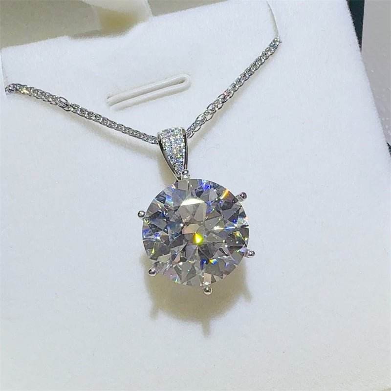 10 Carat Moissanite 925 Sterling Silver Pendant Necklace - Delanoir