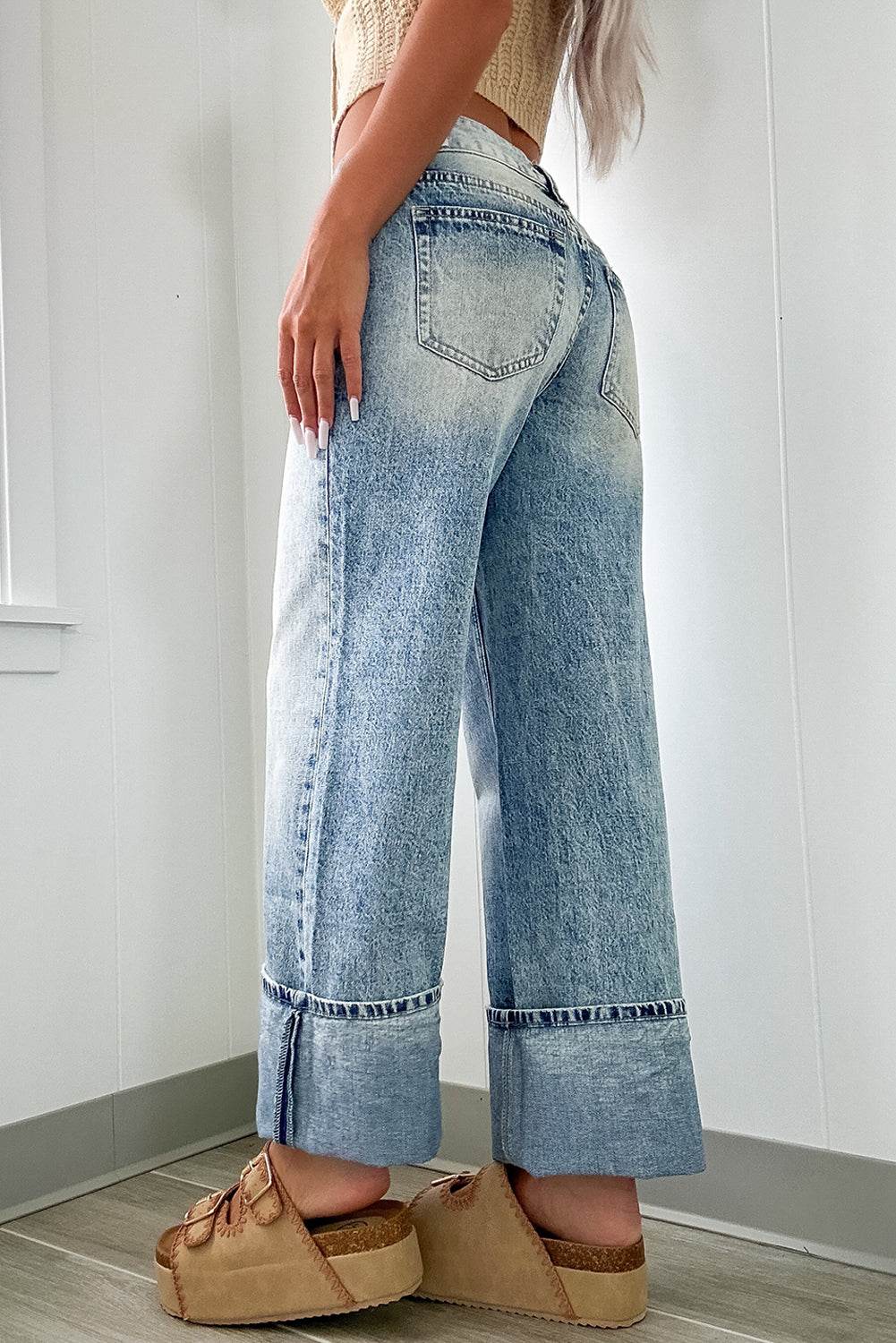Washed Wide Leg Jeans with Pockets - Delanoir