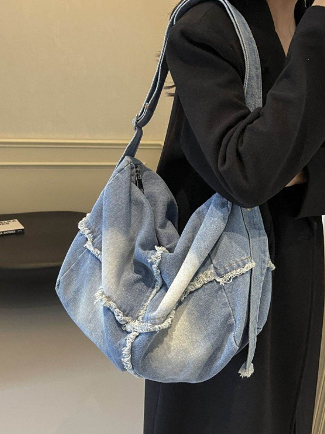 Raw Hem Gradient Crossbody Bag - Delanoir