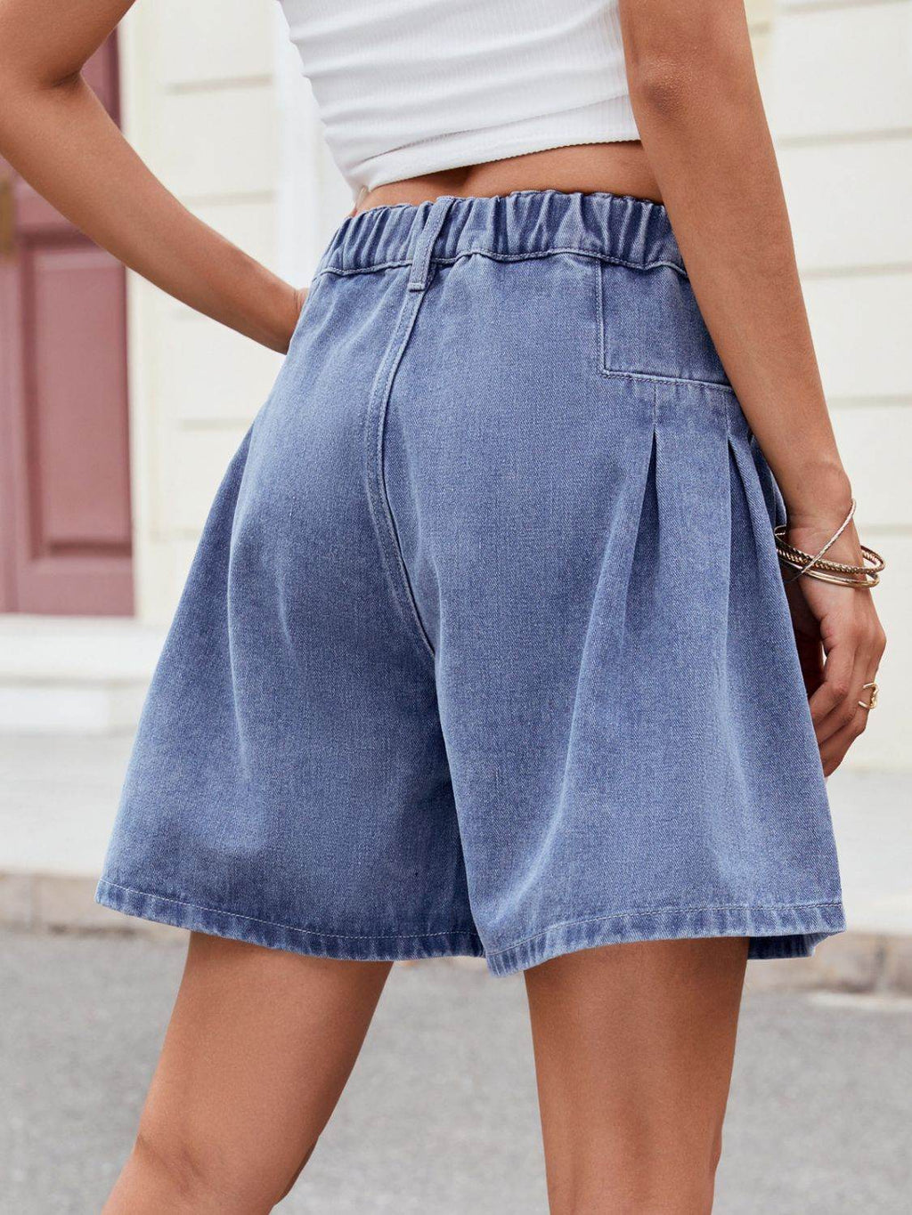 Ruched Half Elastic Waist Denim Shorts - Delanoir