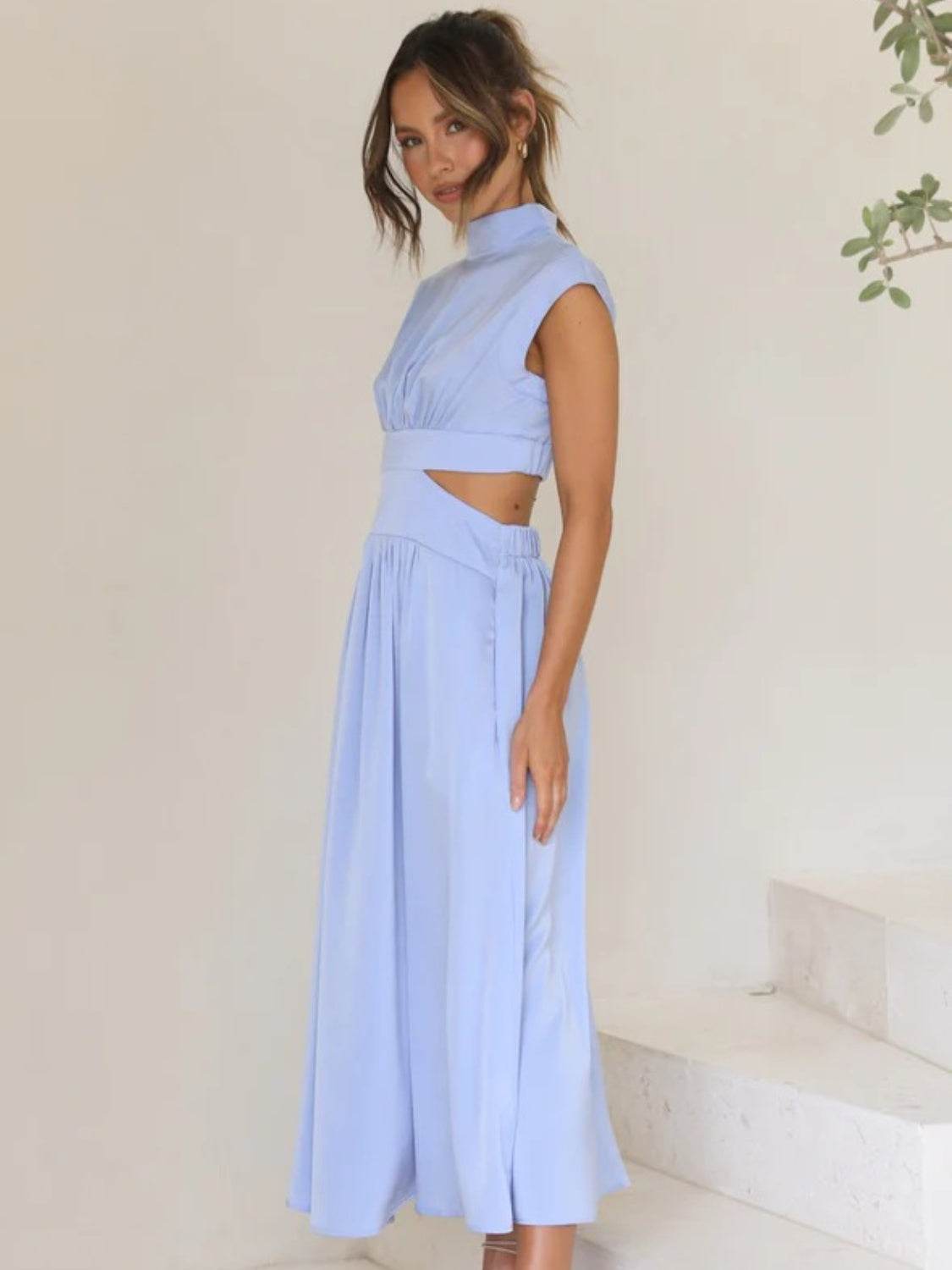Cutout Mock Neck Sleeveless Ruched Dress - Delanoir