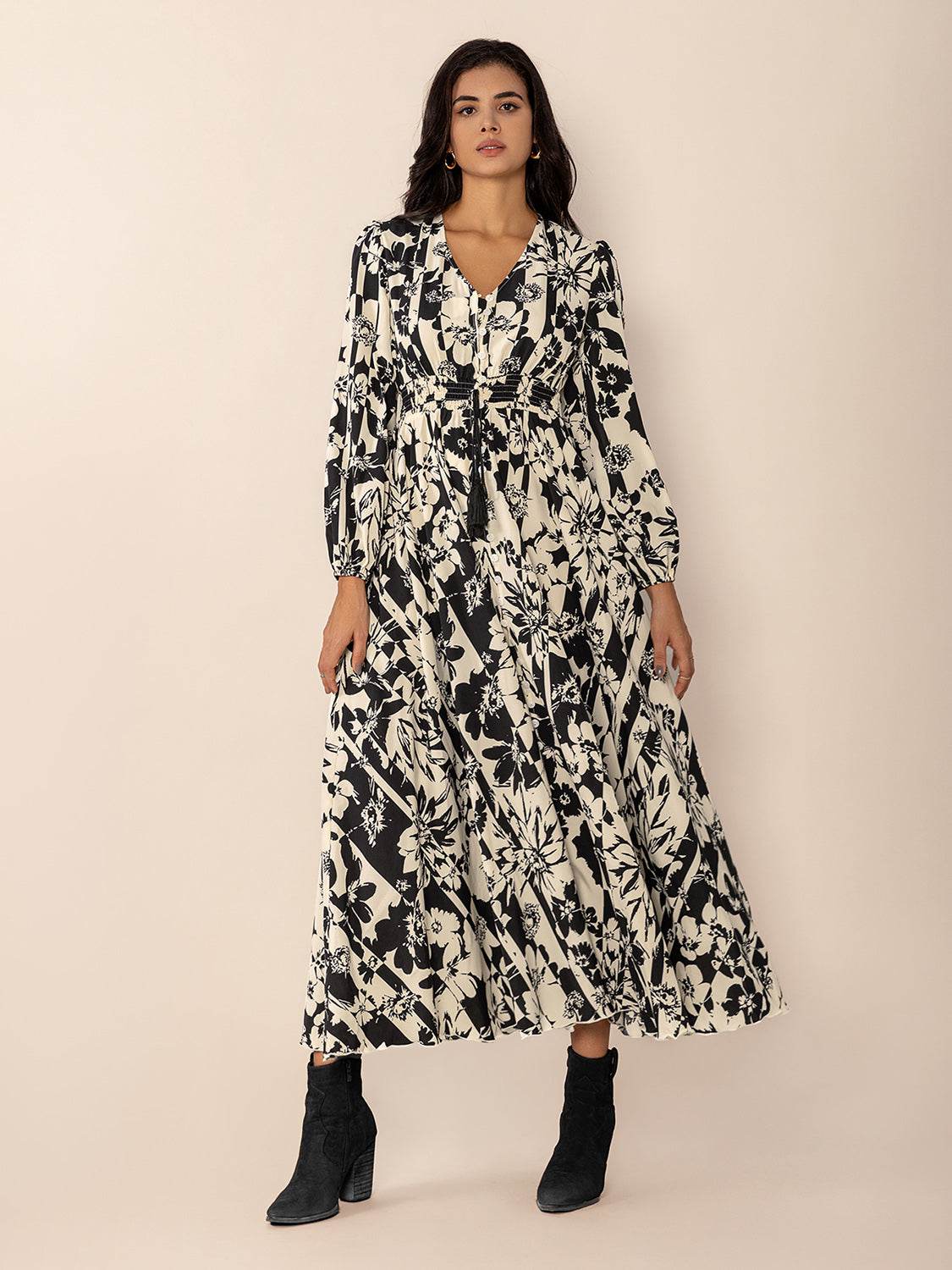 Tied Printed V-Neck Long Sleeve Midi Dress - Delanoir