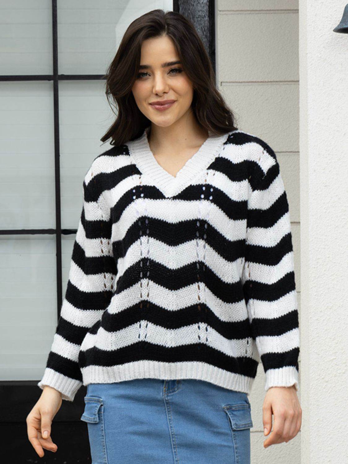 Openwork Striped V-Neck Sweater - Delanoir