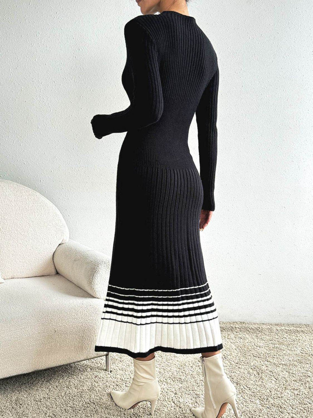 Contrast Mock Neck Long Sleeve Sweater Dress - Delanoir