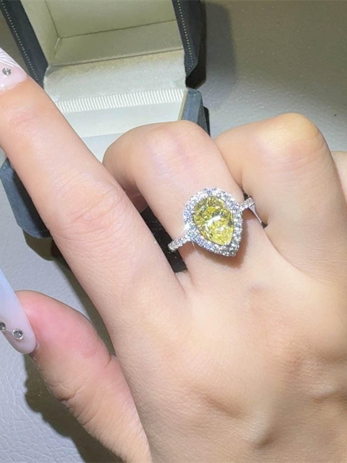 2 Carat Moissanite 925 Sterling Silver Teardrop Shape Ring - Delanoir