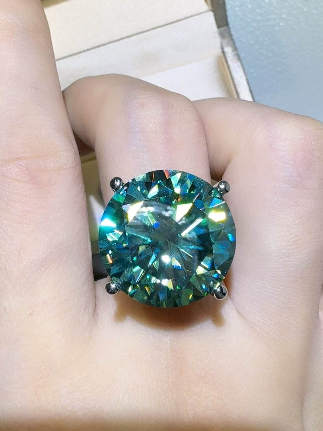 20 Carat Moissanite 925 Sterling Silver Ring - Delanoir