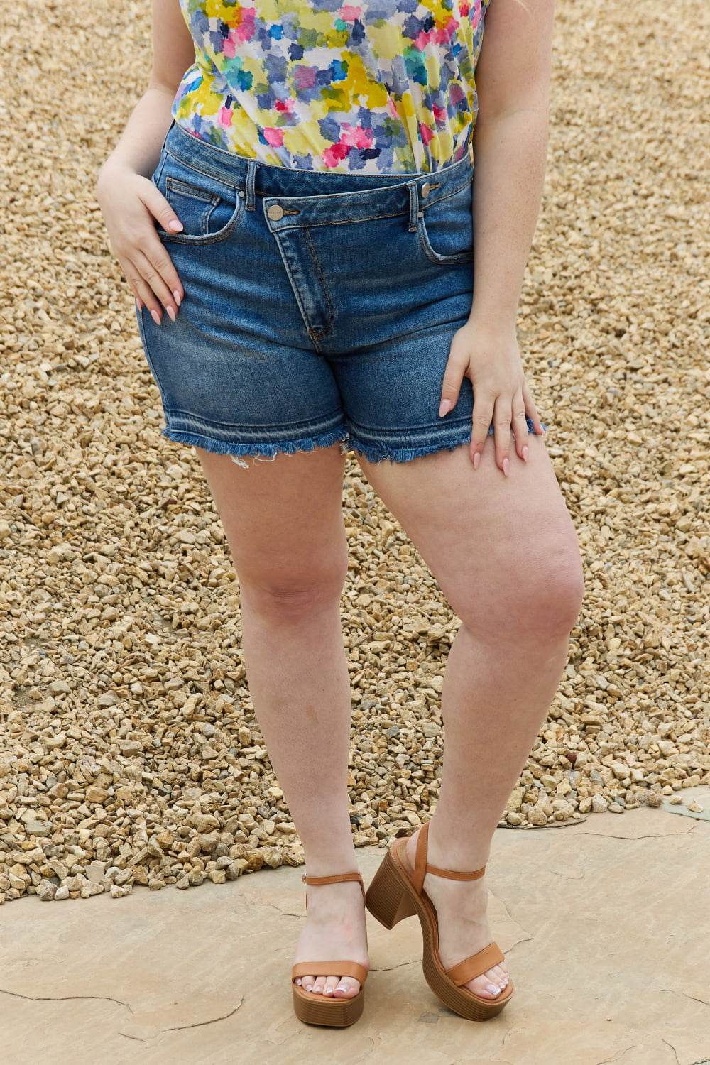 RISEN Maya Full Size Mid Rise Asymmetrical Shorts - Delanoir