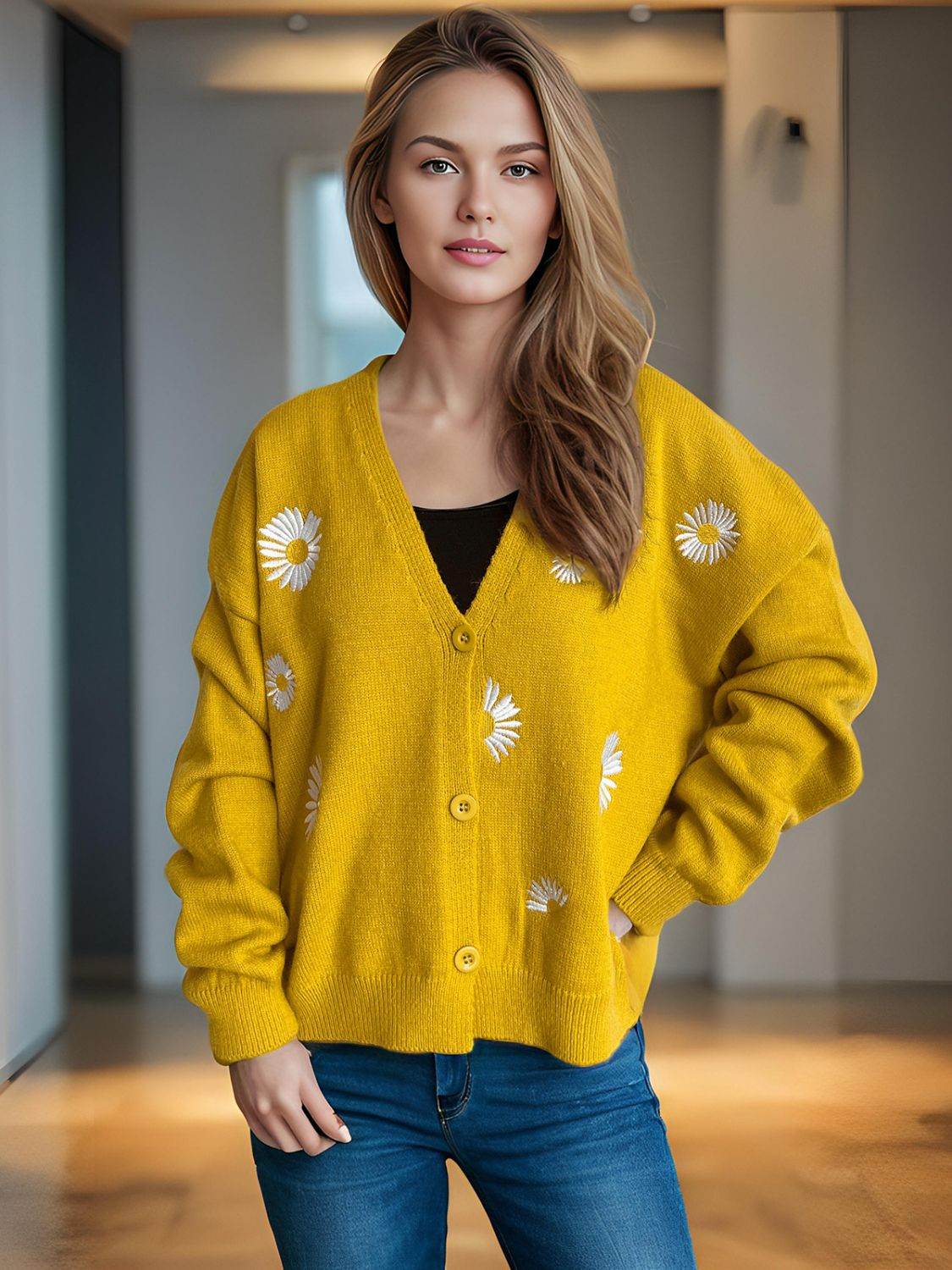 Daisy Button Up V-Neck Cardigan - Delanoir