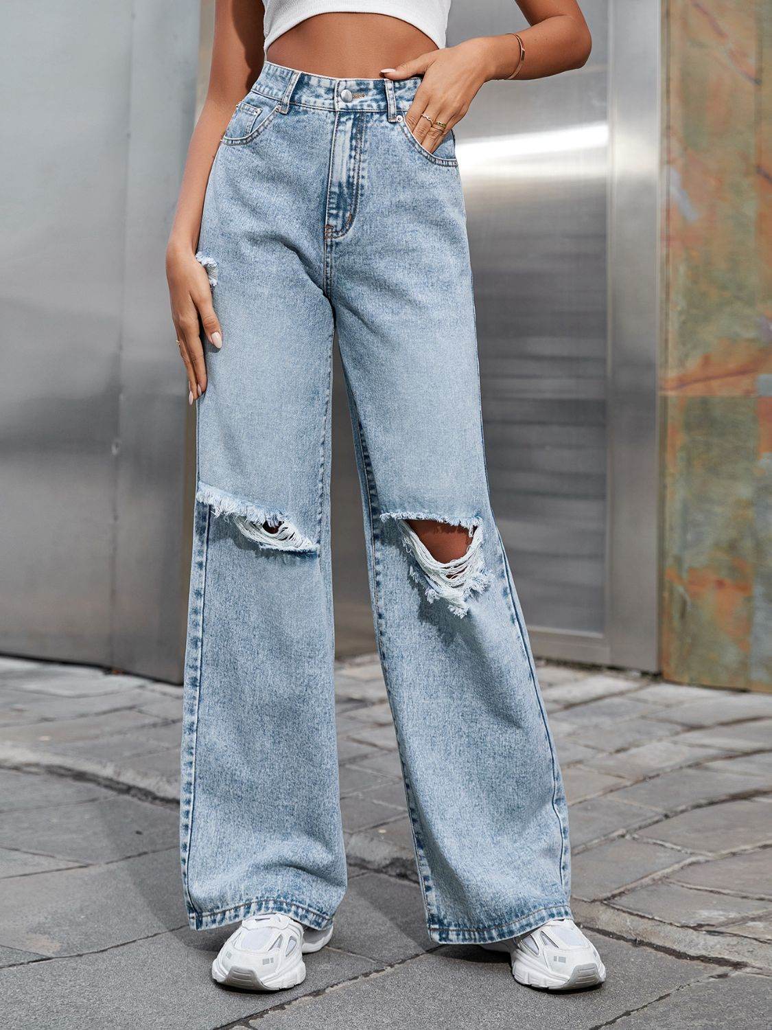 Distressed Wide Leg Jeans with Pockets - Delanoir
