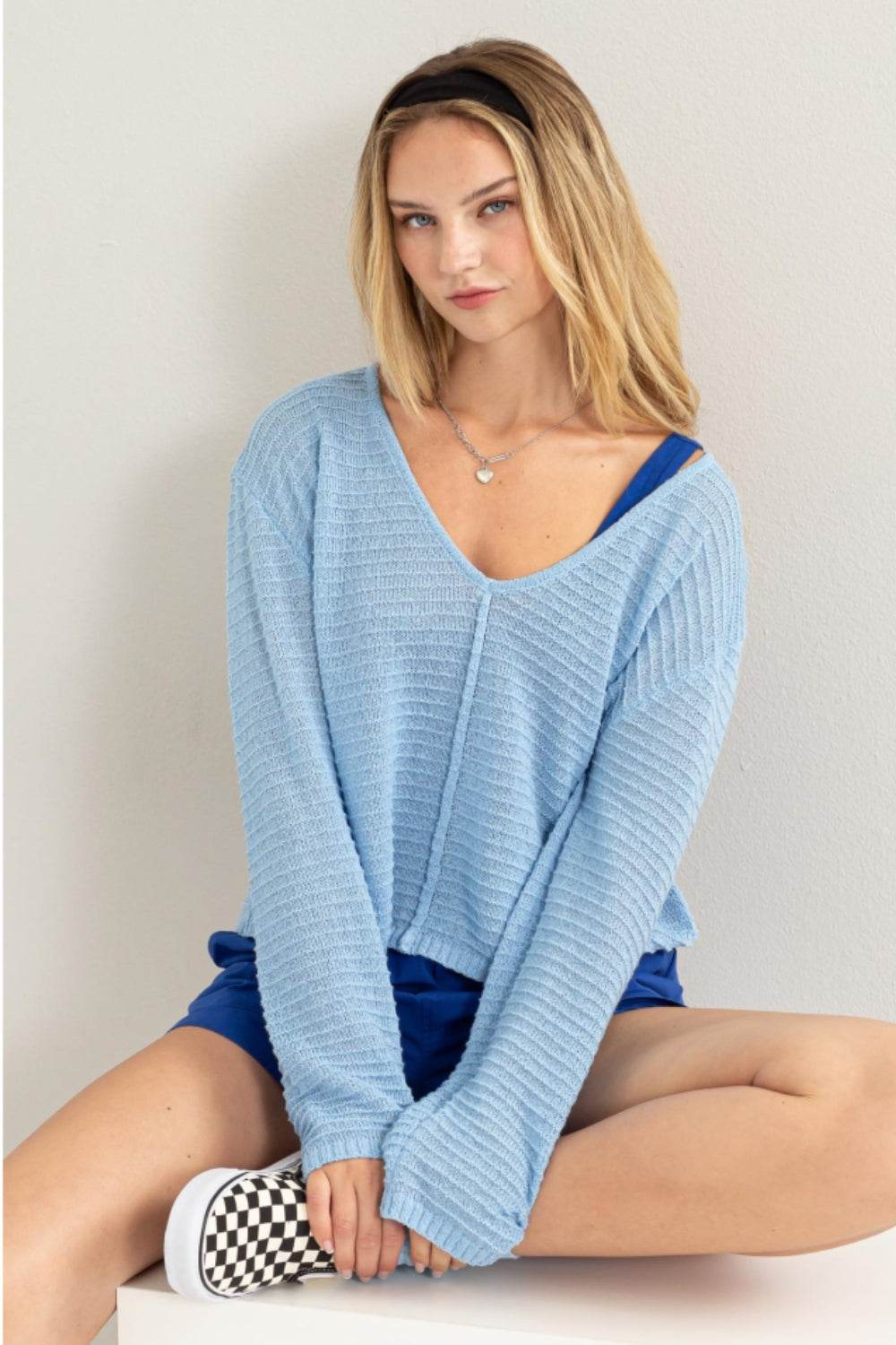 HYFVE V-Neck Stripe Texture Long Sleeve Top - Delanoir