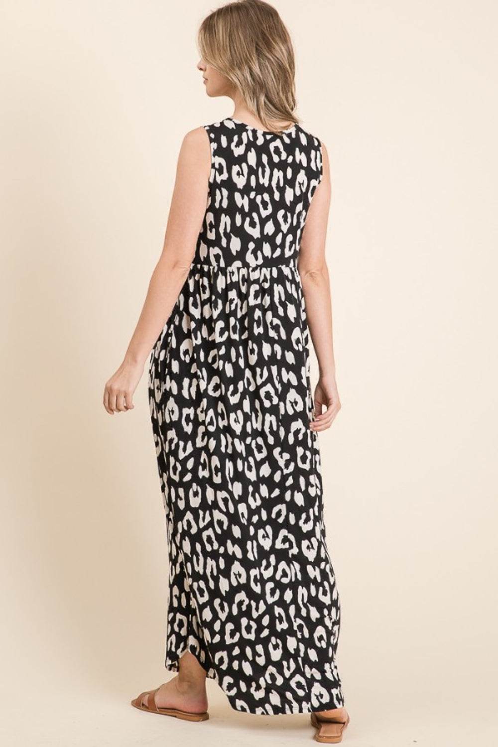 BOMBOM Leopard Maxi Dress with Pockets - Delanoir