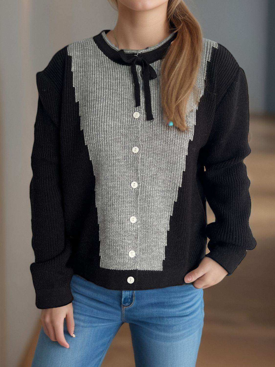 Contrast Button Down Long Sleeve Cardigan - Delanoir