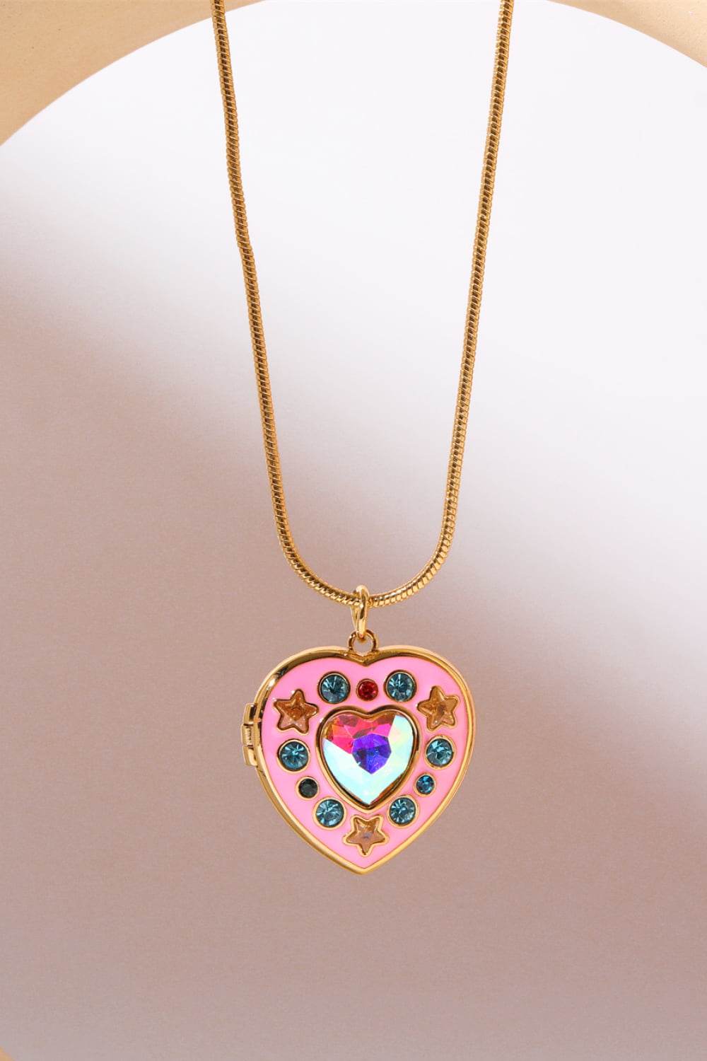 Rhinestone Decor Heart Box Pendant Necklace - Delanoir
