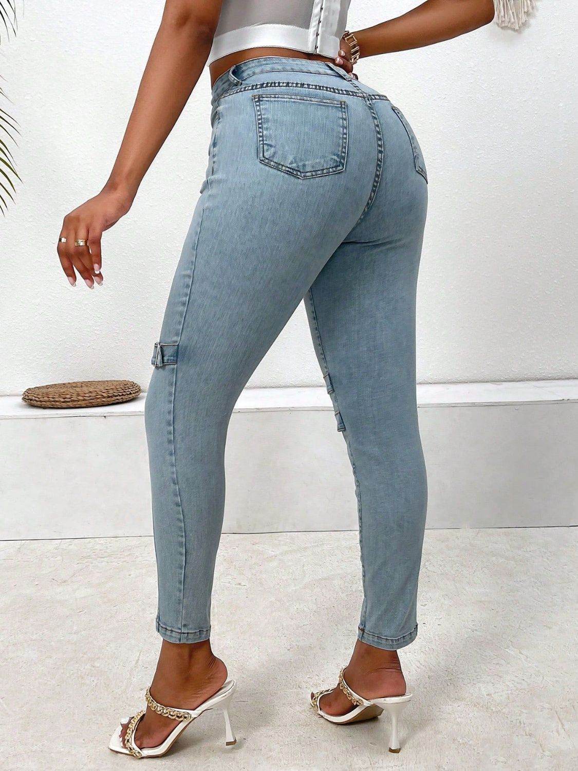 Decorative Buckle Skinny Jeans with Pockets - Delanoir