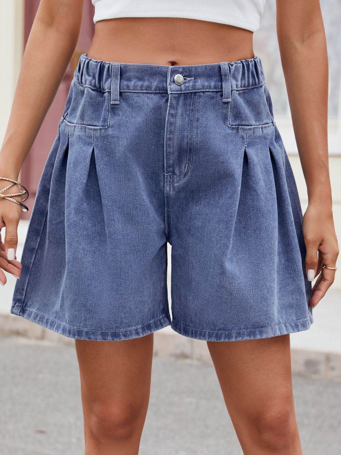 Ruched Half Elastic Waist Denim Shorts - Delanoir