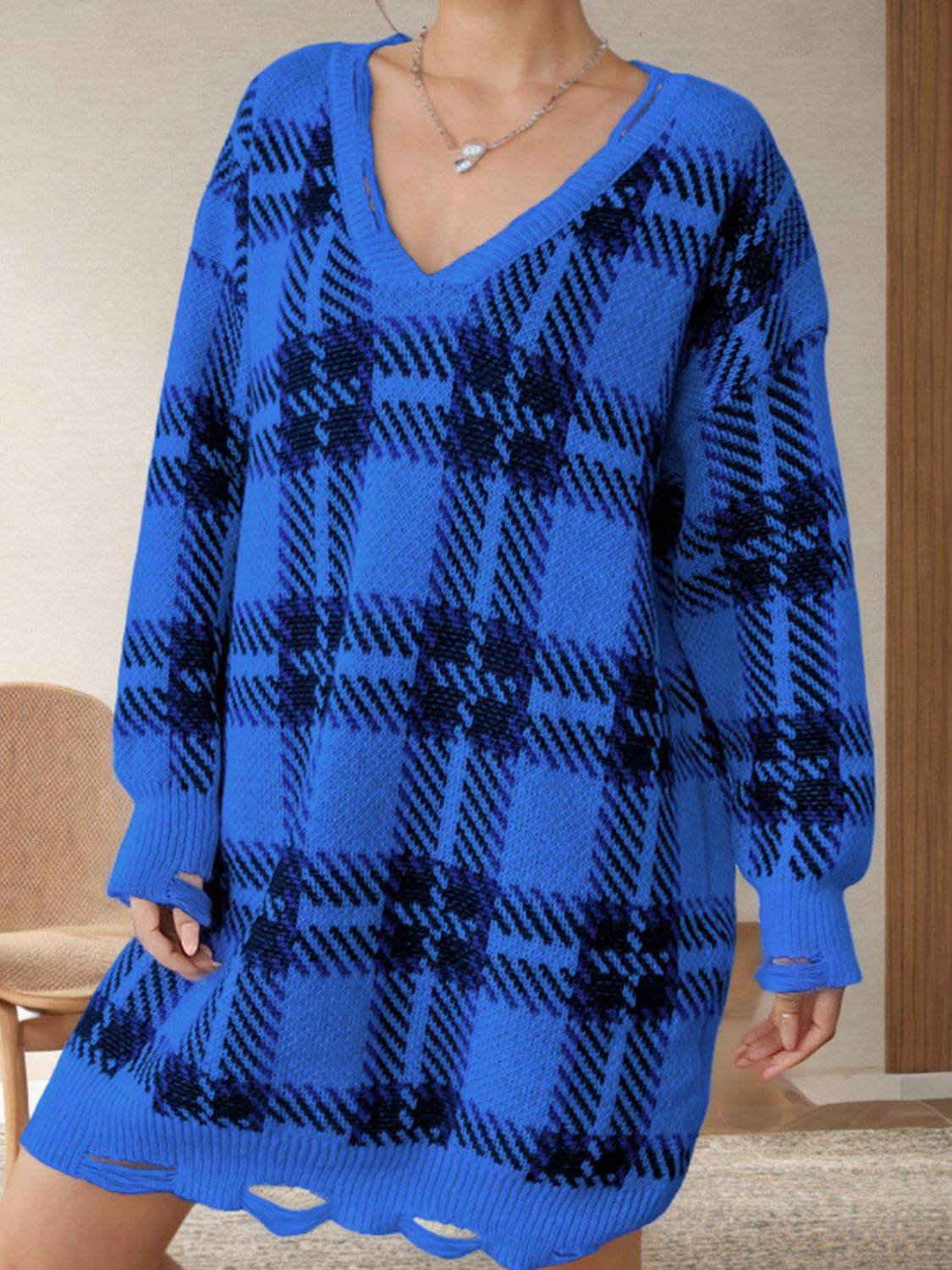 Distressed Plaid V-Neck Long Sleeve Sweater Dress - Delanoir