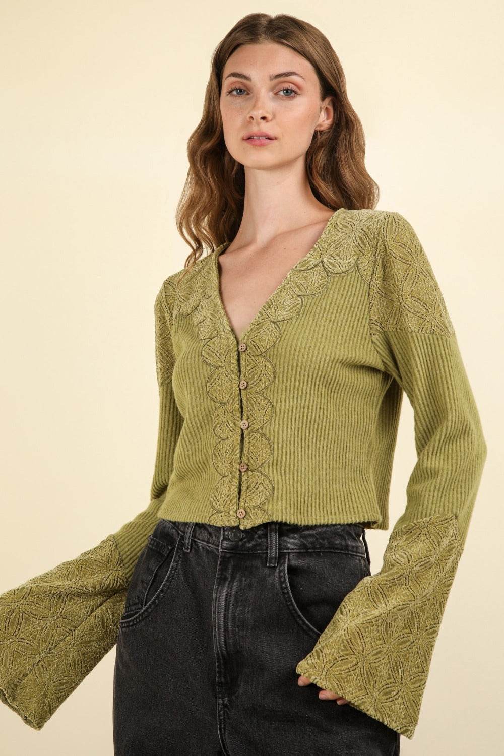 VERY J V-Neck Lace Detail Button Down Crop Ribbed Knit Top - Delanoir