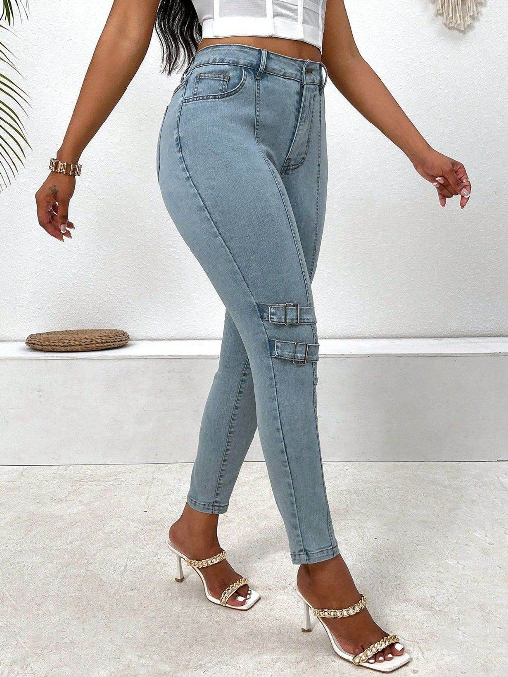 Decorative Buckle Skinny Jeans with Pockets - Delanoir