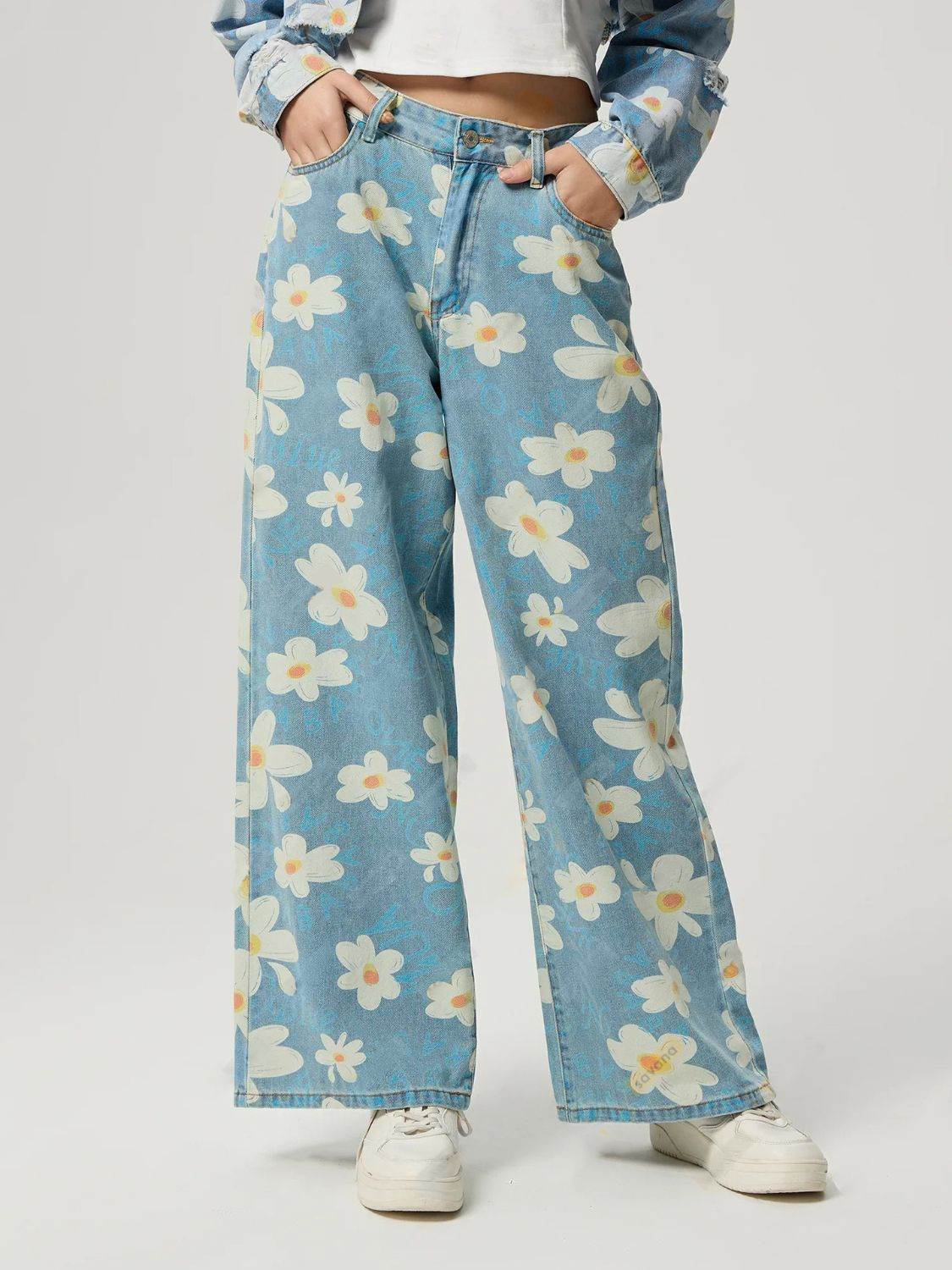 Pocketed Floral Wide Leg Jeans - Delanoir