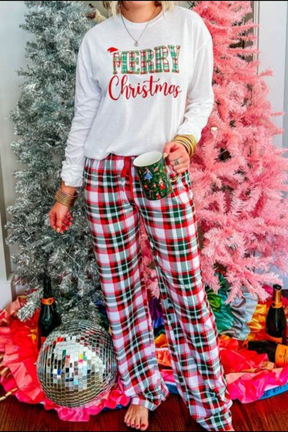 MERRY CHRISTMAS Round Neck Top and Plaid Pants Set - Delanoir