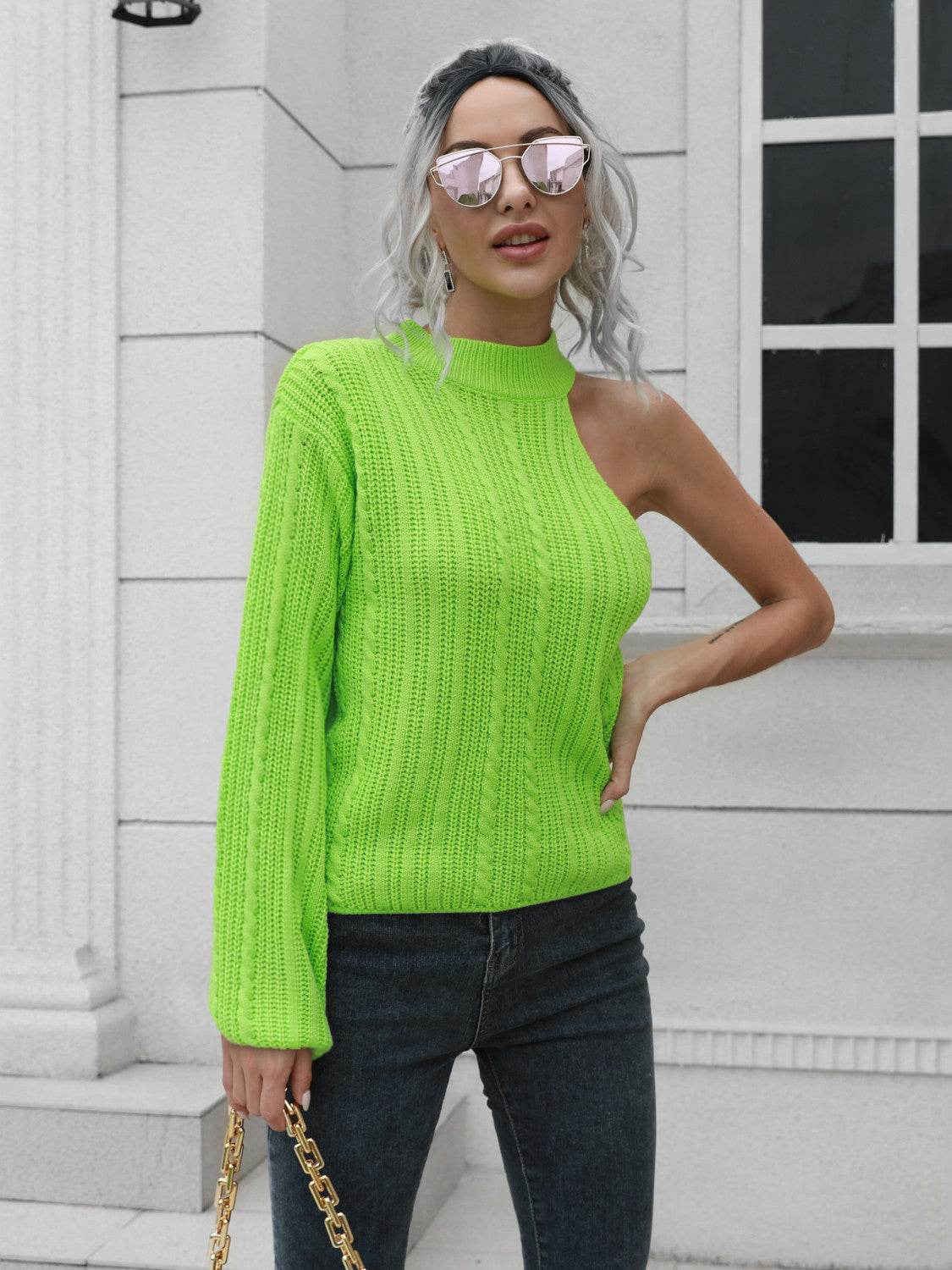 Cable-Knit Round Neck Asymmetrical Sweater - Delanoir