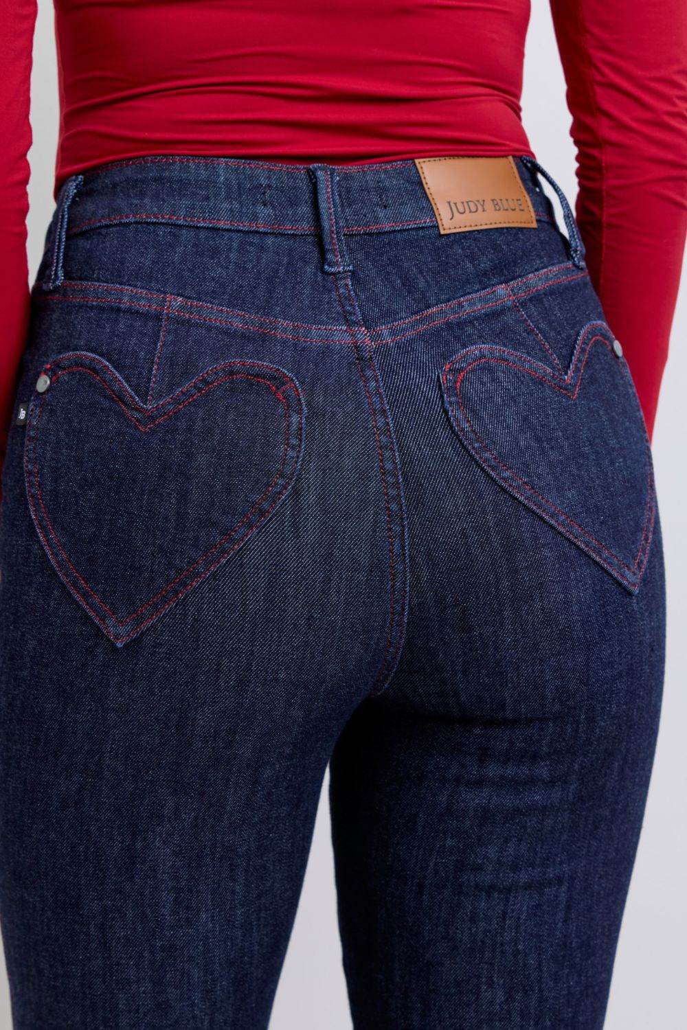 Judy Blue Full Size Heart Shaped Back Pockets Skinny Jeans - Delanoir