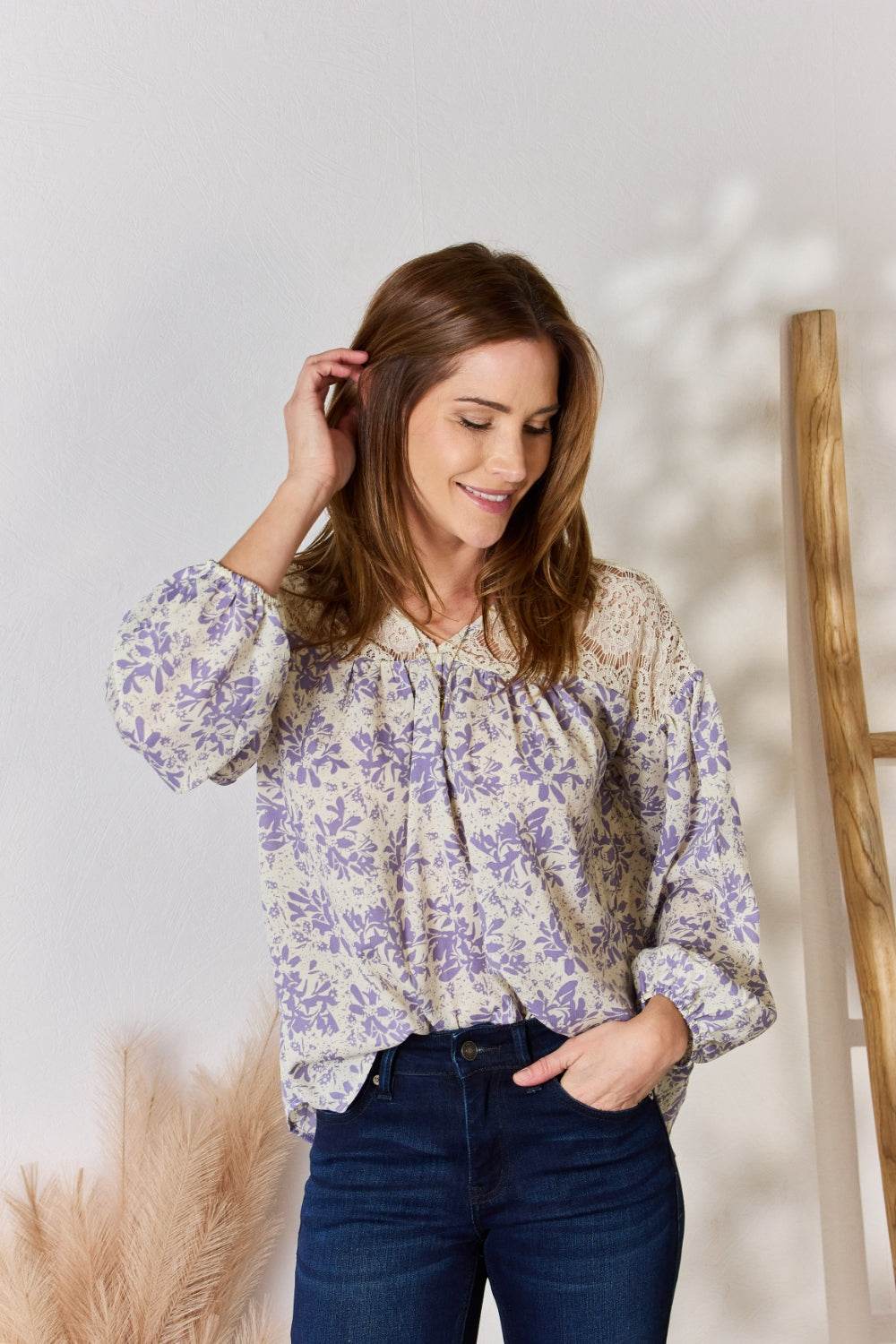 Hailey & Co Full Size Lace Detail Printed Blouse - Delanoir