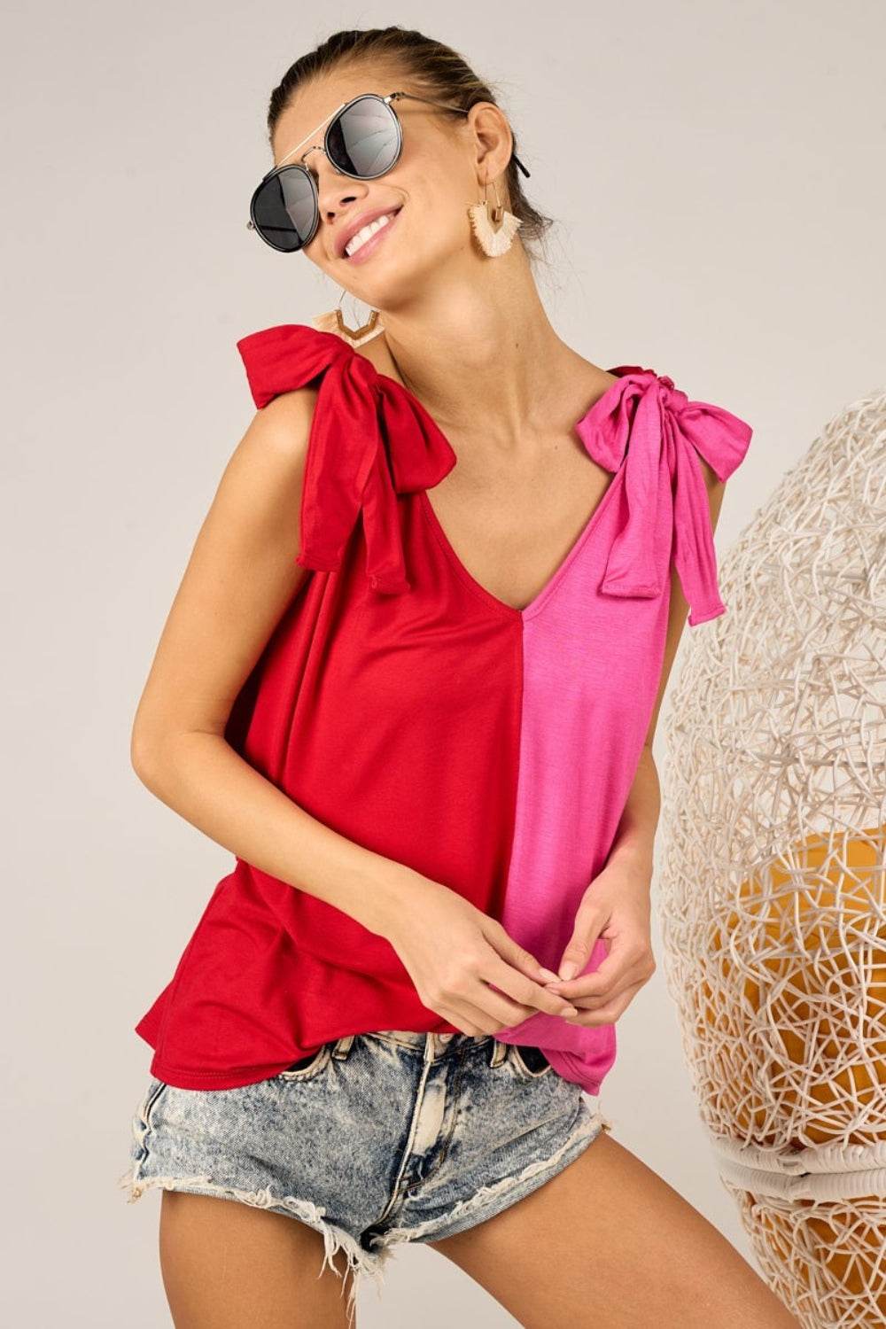 BiBi Shoulder Ribbon Tied Contrast Tank - Delanoir