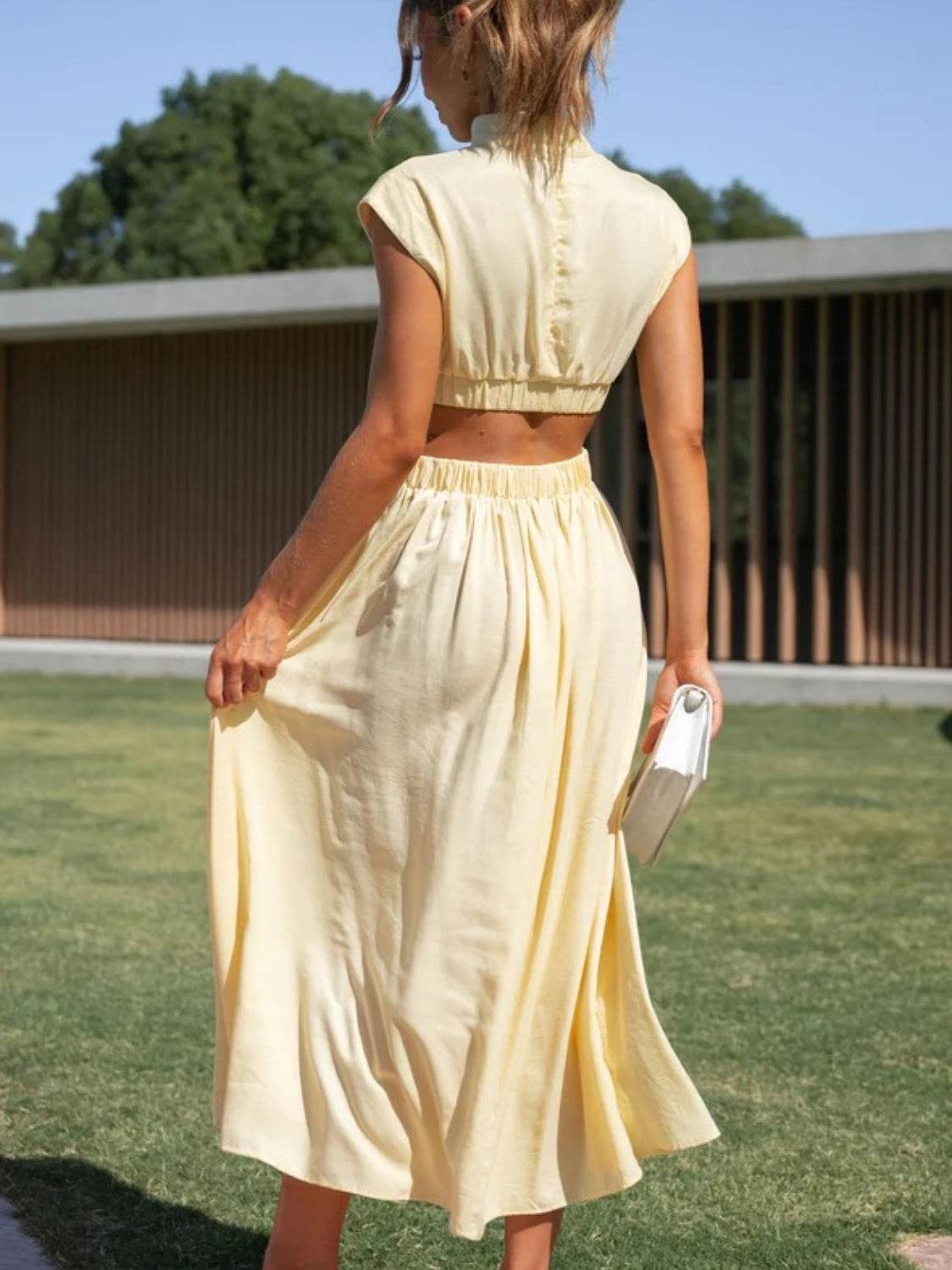 Cutout Mock Neck Sleeveless Ruched Dress - Delanoir
