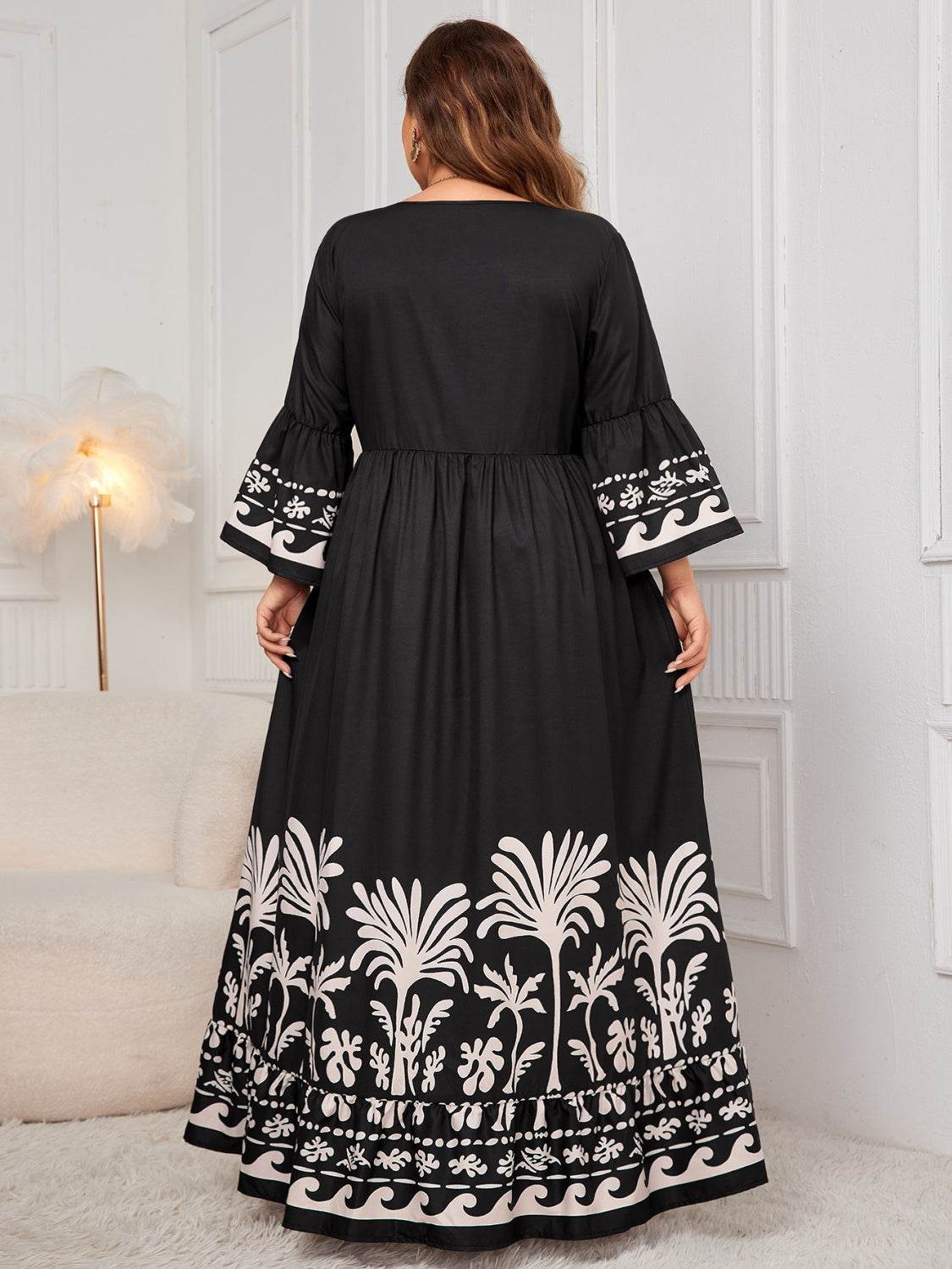 Honey Plus Size Printed V-Neck Long Sleeve Maxi Dress - Delanoir