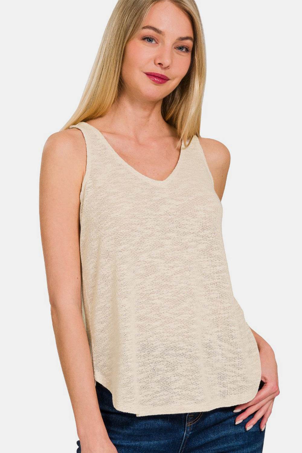 Zenana V-Neck Curved Hem Tank - Delanoir