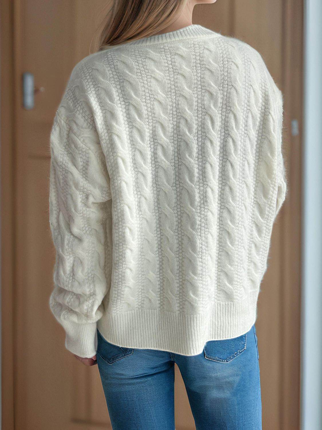 Cable-Knit Round Neck Long Sleeve Cardigan - Delanoir