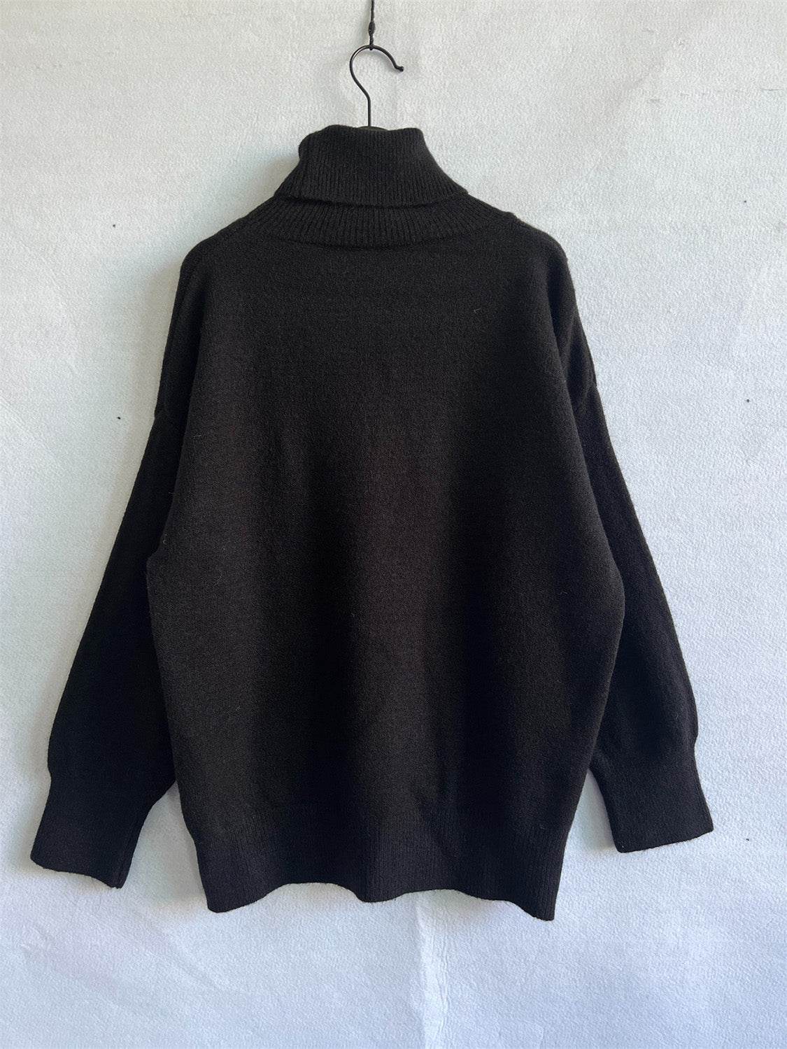 Turtleneck Long Sleeve Sweater - Delanoir