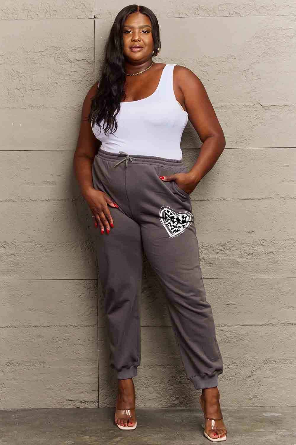 Simply Love Simply Love Full Size Drawstring Heart Graphic Long Sweatpants - Delanoir