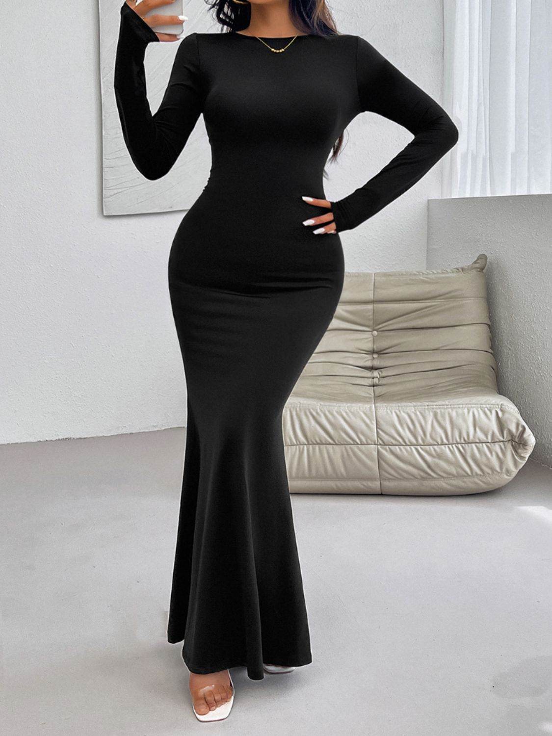 Devine Backless Round Neck Long Sleeve Maxi Dress - Delanoir