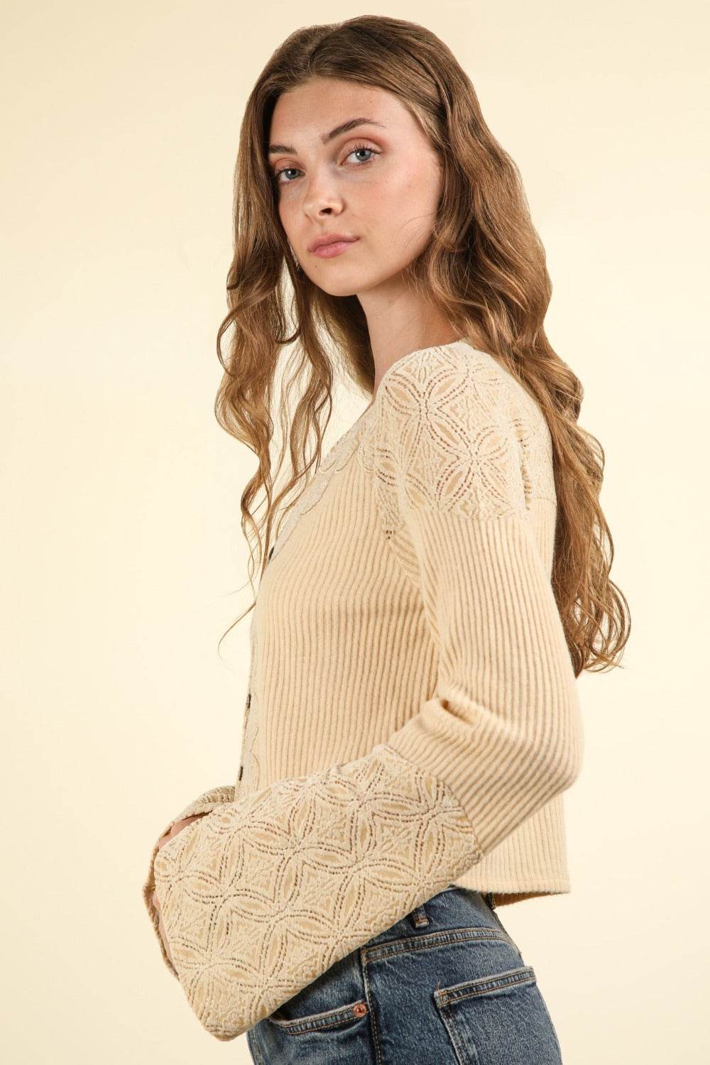 VERY J V-Neck Lace Detail Button Down Crop Ribbed Knit Top - Delanoir