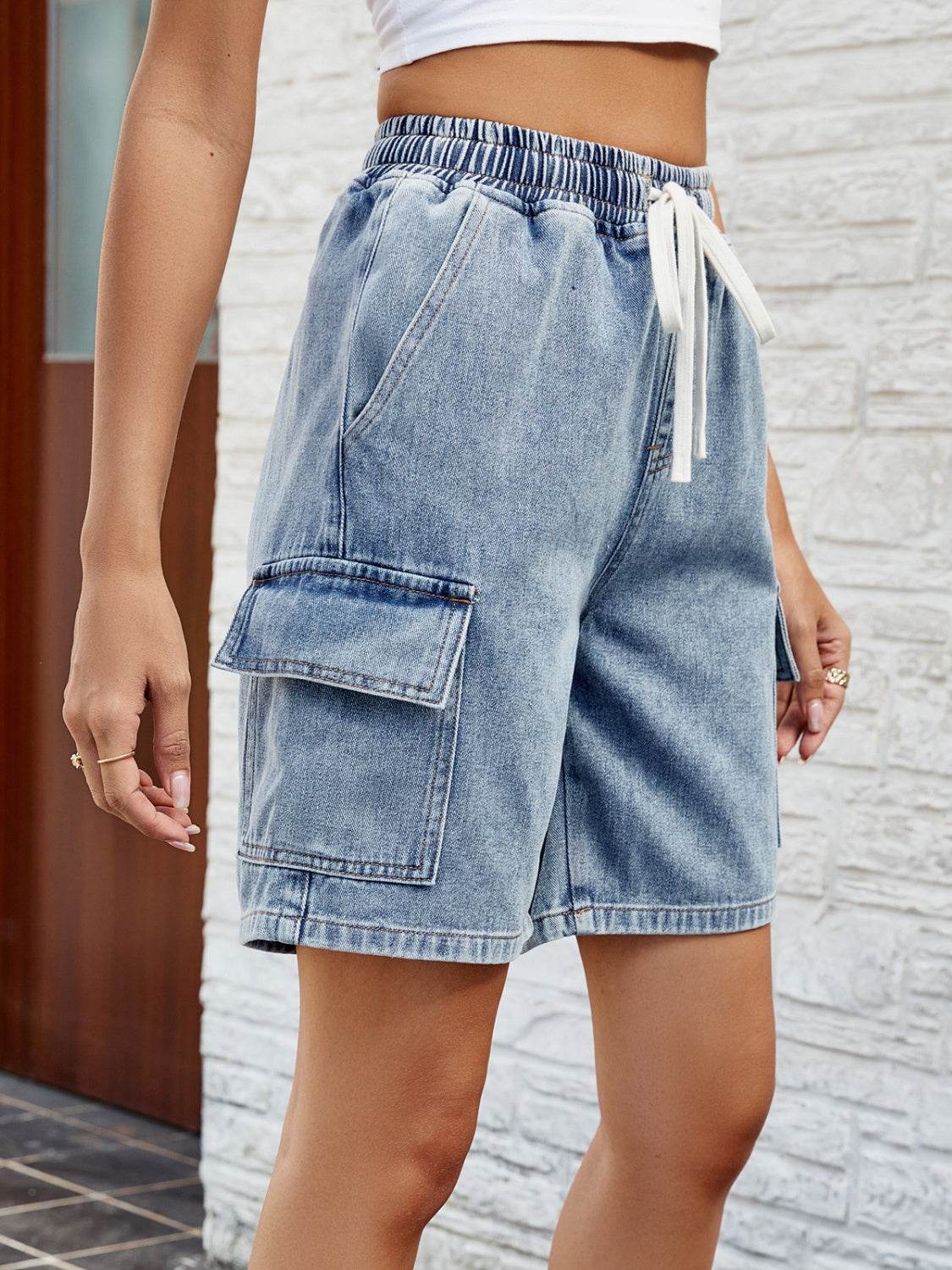 Drawstring Denim Shorts with Pockets - Delanoir