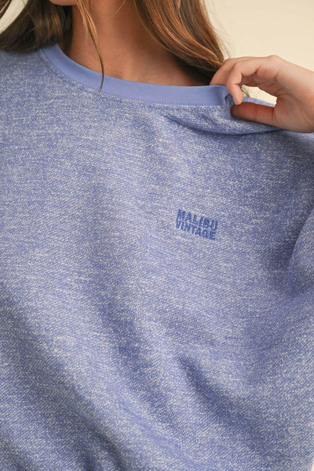 Mable Round Neck Letter Embroidery Crop Sweatshirt - Delanoir