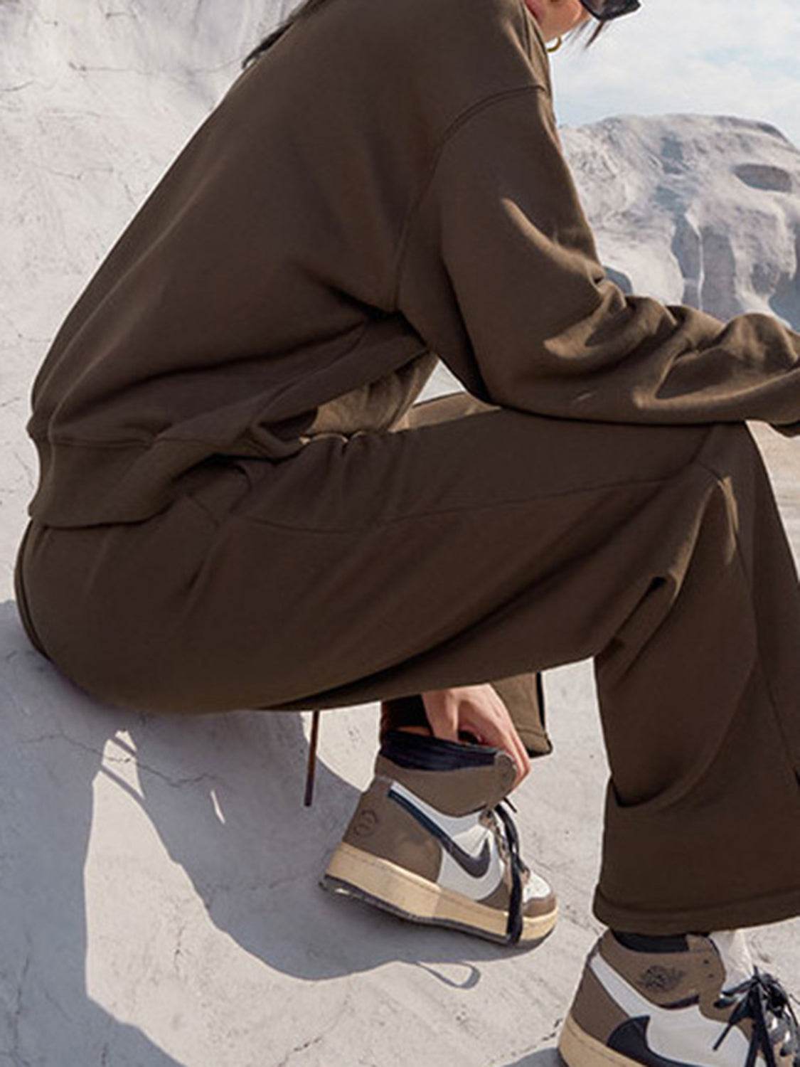 Round Neck Long Sleeve Top and Elastic Waist Pants Set - Delanoir