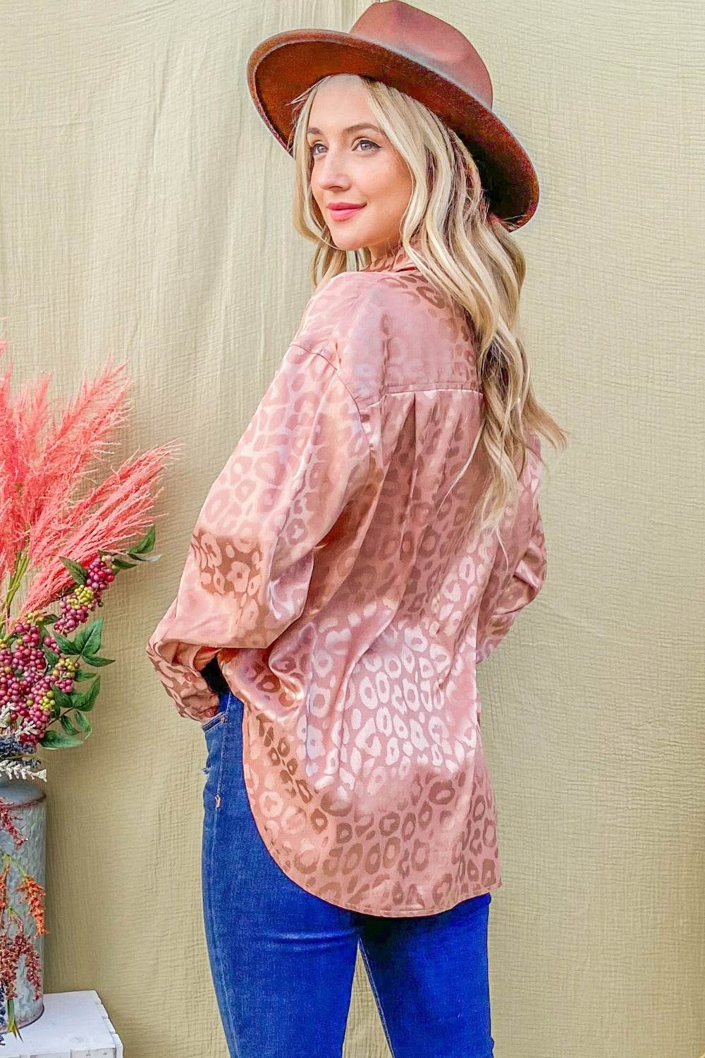 And The Why Satin Leopard Button Up Curved Hem Shirt - Delanoir