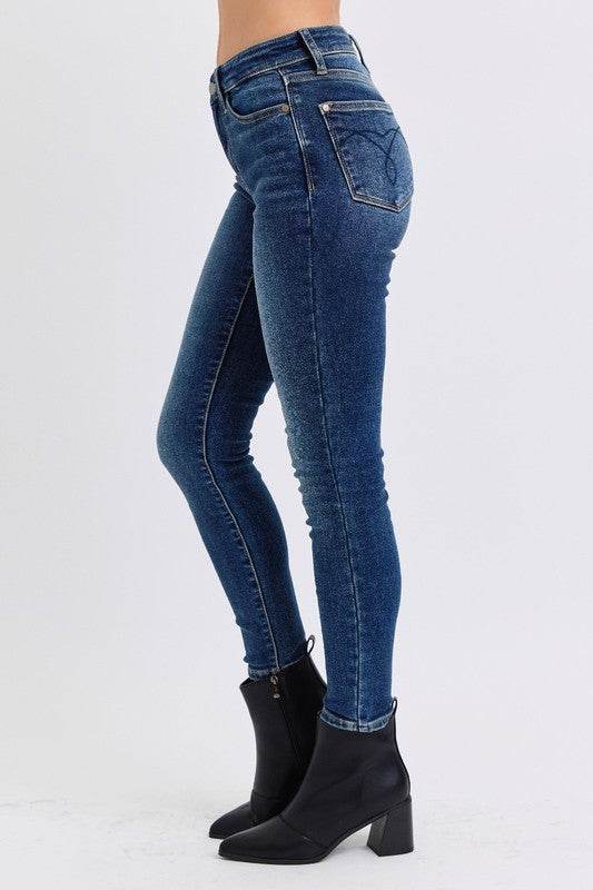 Judy Blue Full Size Run Mid-Rise Waist Skinny Jeans with Thermal Lining - Delanoir