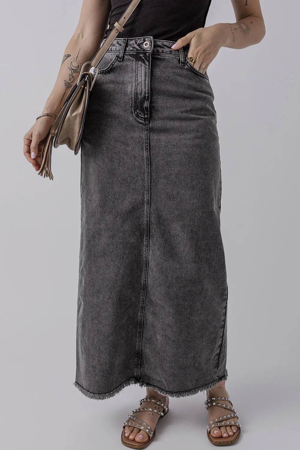 Raw Hem Midi Denim Skirt with Pockets - Delanoir