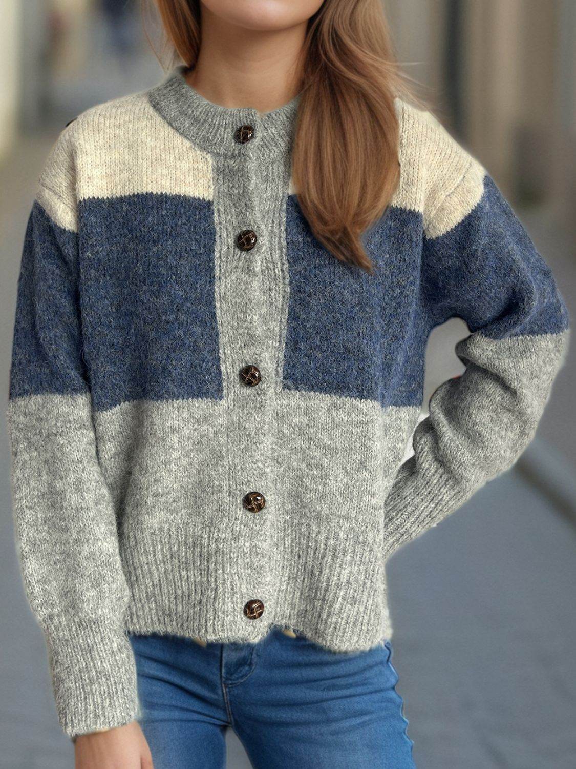 Color Block Round Neck Button Up Cardigan - Delanoir