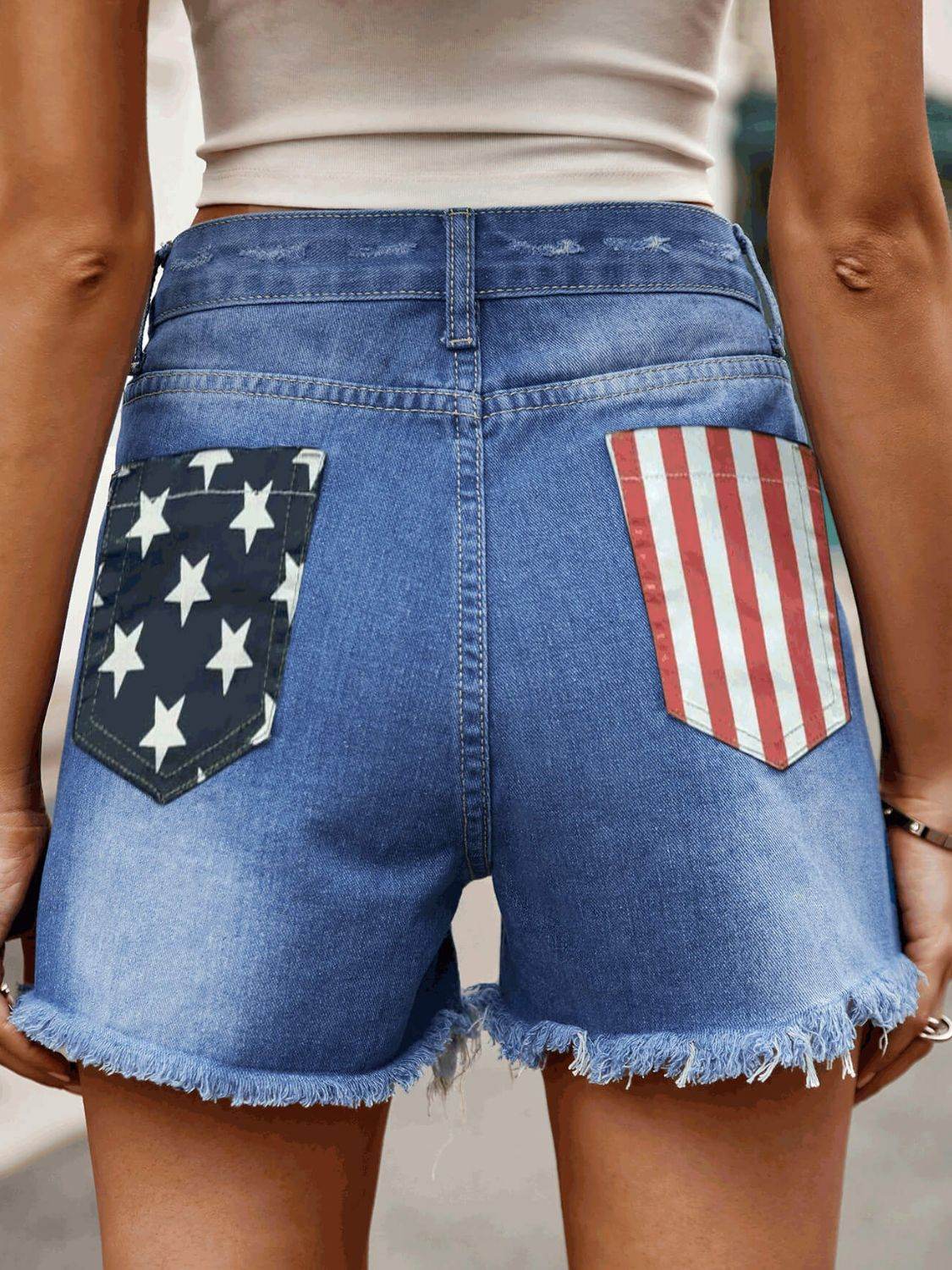 Raw Hem Denim Shorts with Pockets - Delanoir