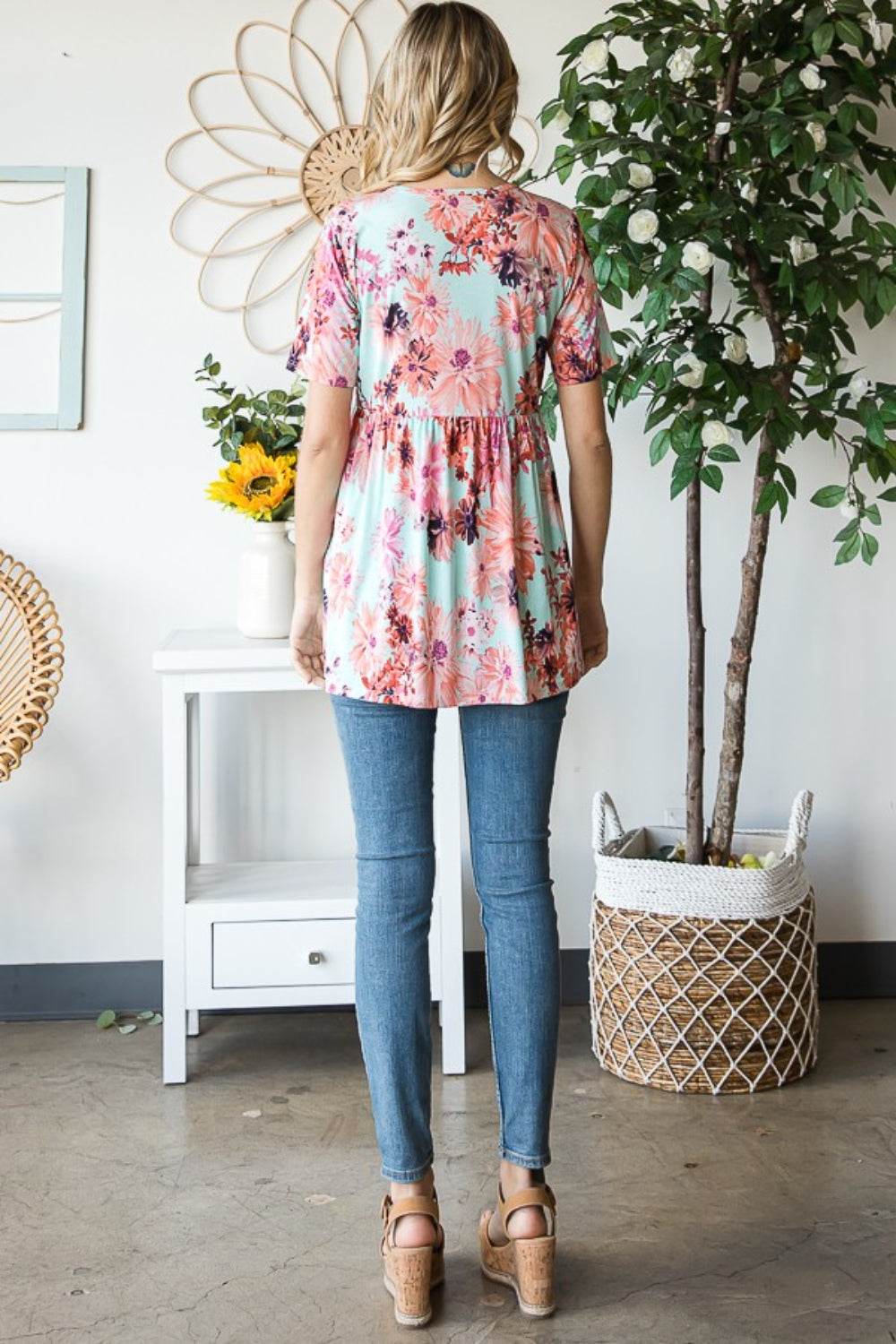 Heimish Full Size Floral V-Neck Short Sleeve Babydoll Blouse - Delanoir
