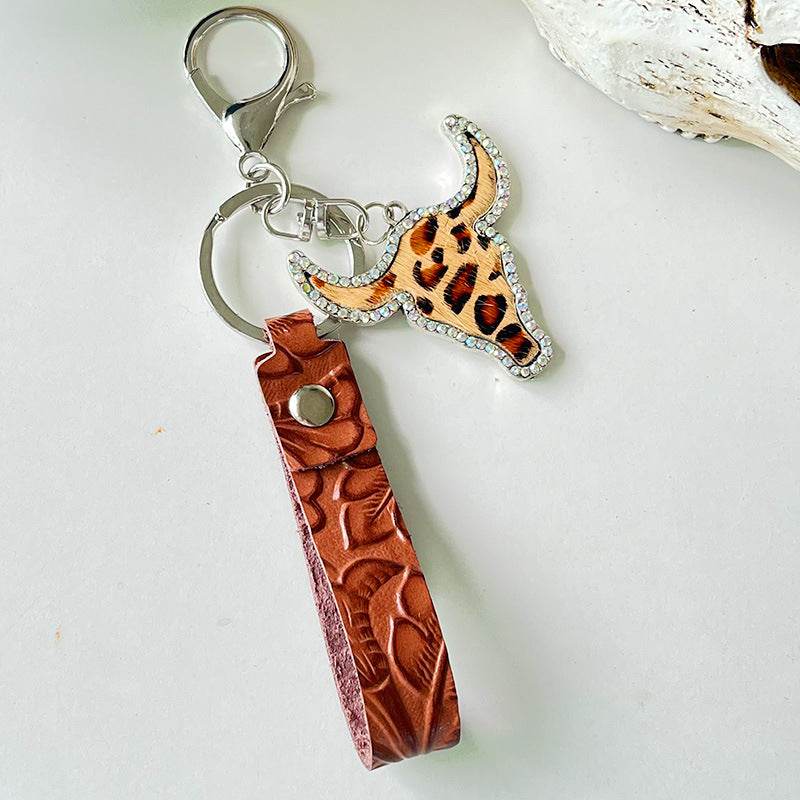 Rhinestone Bull Keychain - Delanoir