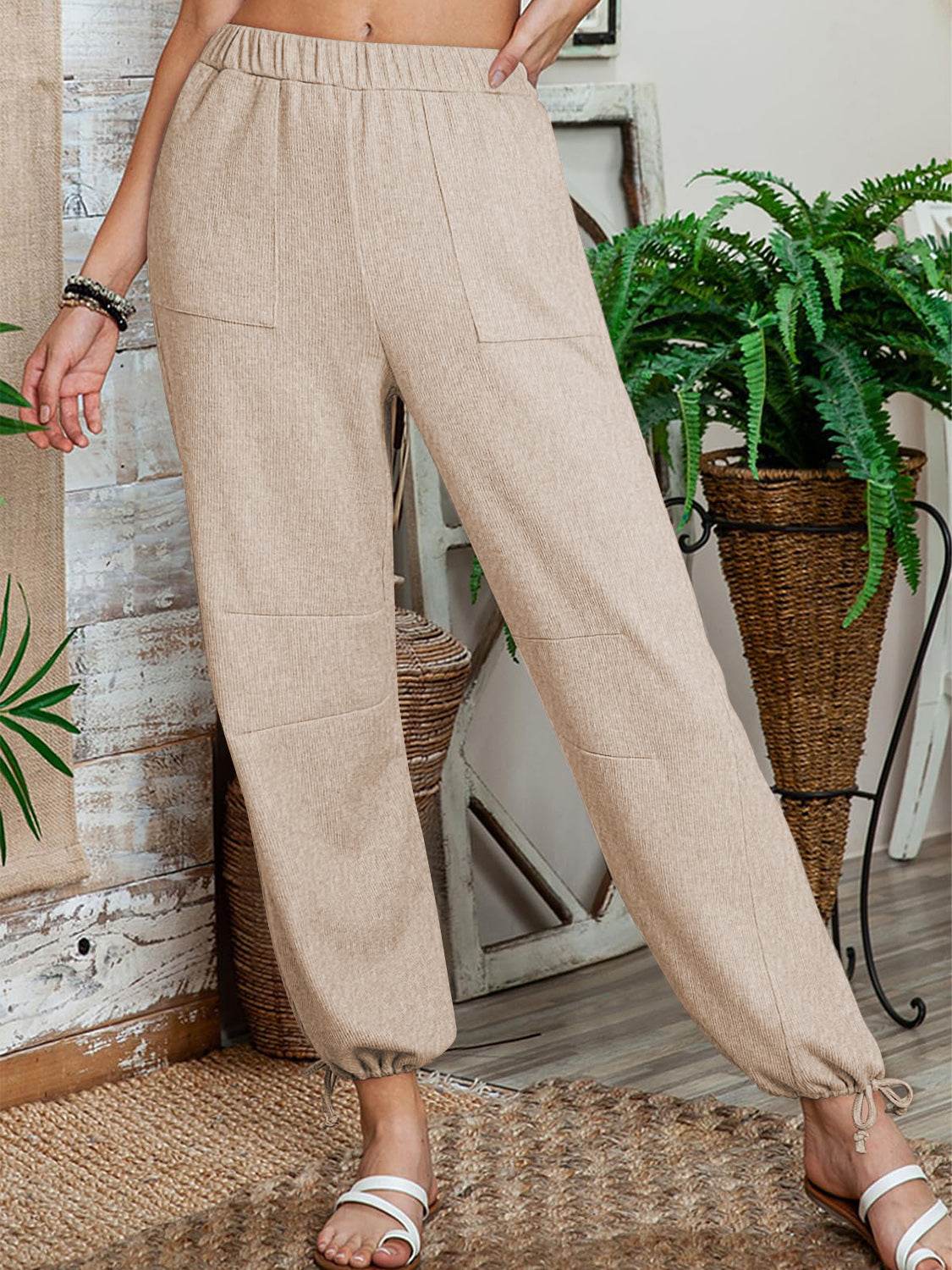 Drawstring Elastic Waist Joggers - Delanoir