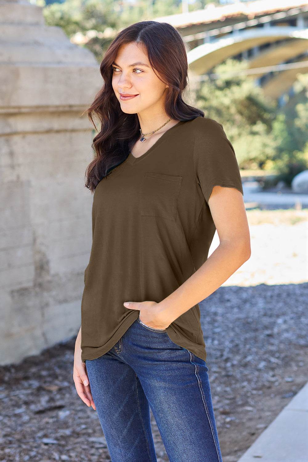 Basic Bae Full Size V-Neck Short Sleeve T-Shirt - Delanoir