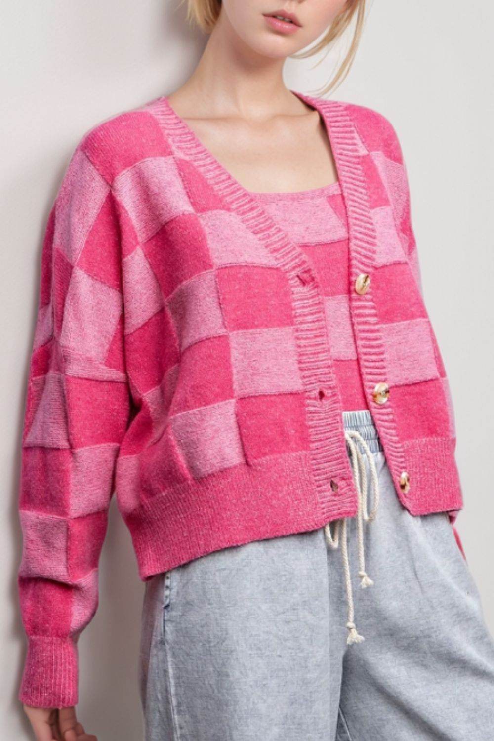 Checkered V-Neck Long Sleeve Cardigan - Delanoir