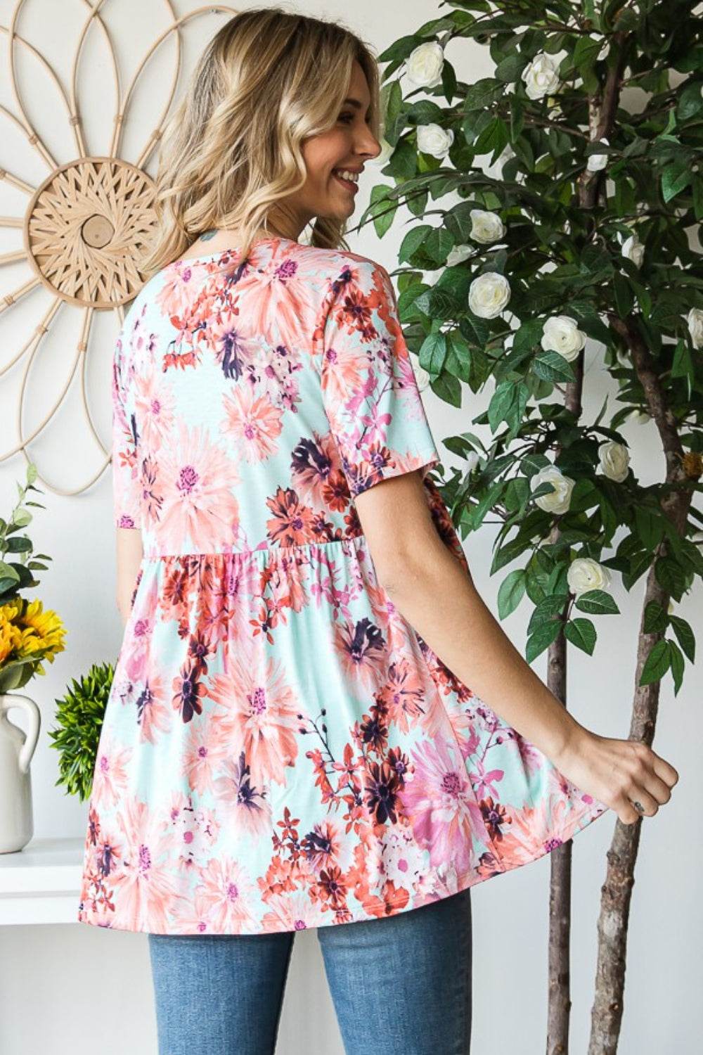 Heimish Full Size Floral V-Neck Short Sleeve Babydoll Blouse - Delanoir